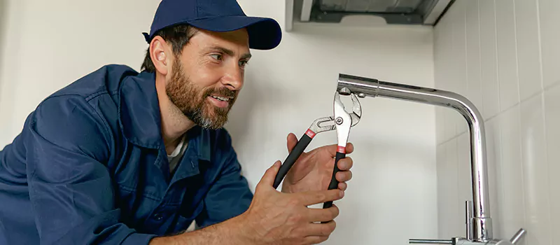Professional Plumber for Plumbing Inspection and Maintenance Services in Scarborough, ON